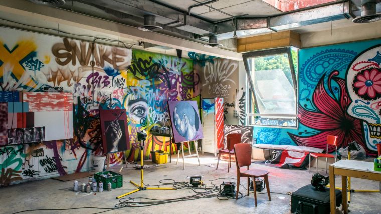 Interieur van Ontmoetingsruimte in Wijkgebouw De Uiterwaard