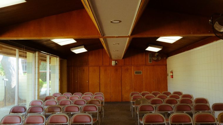 Interieur van Danszaal in Sporthal Zuiderpolder