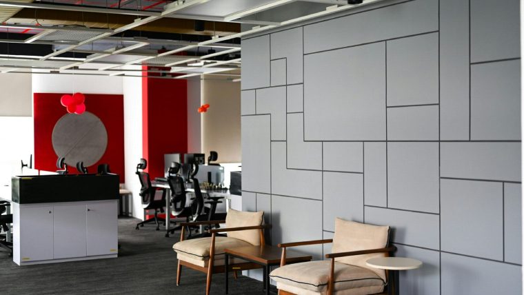 Interieur van Flexruimte begane grond in Kantoorverzamelgebouw Stationsplein